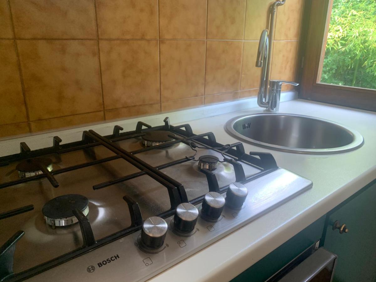Green Apartment Albavilla ภายนอก รูปภาพ
